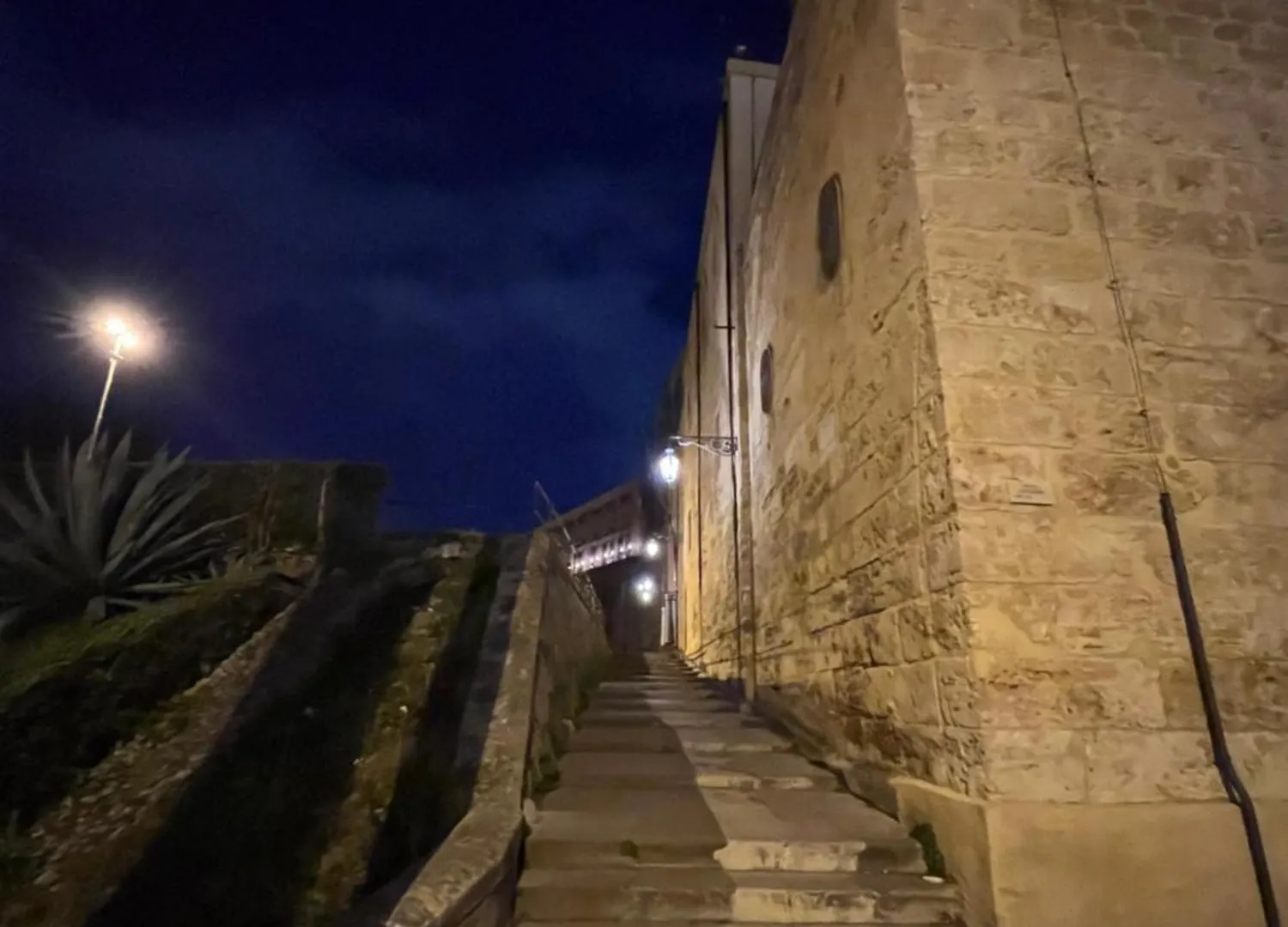 Palazzo Dei Duchi D'Amico - Apartment -