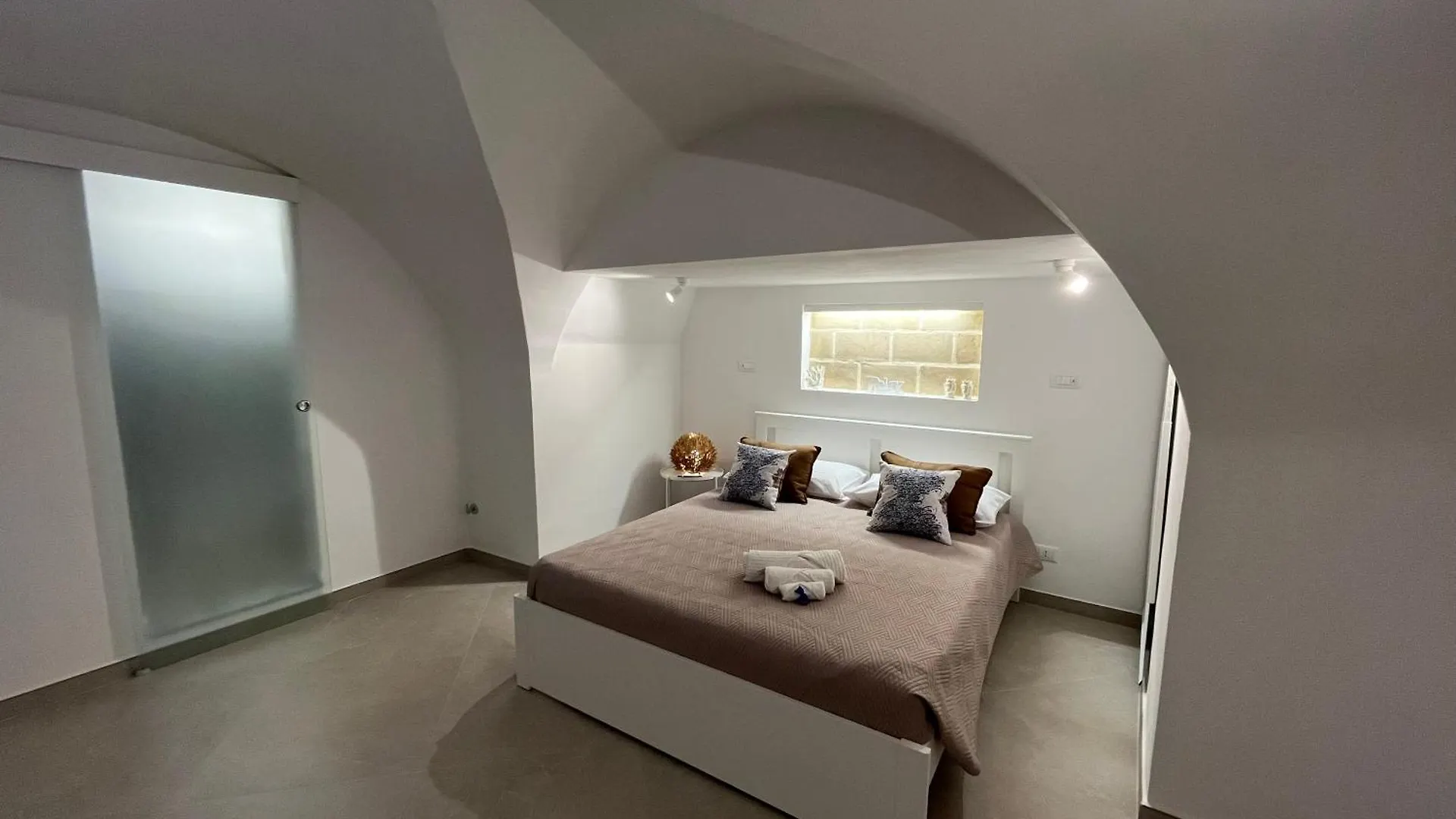 Palazzo Dei Duchi D'Amico - Apartment -