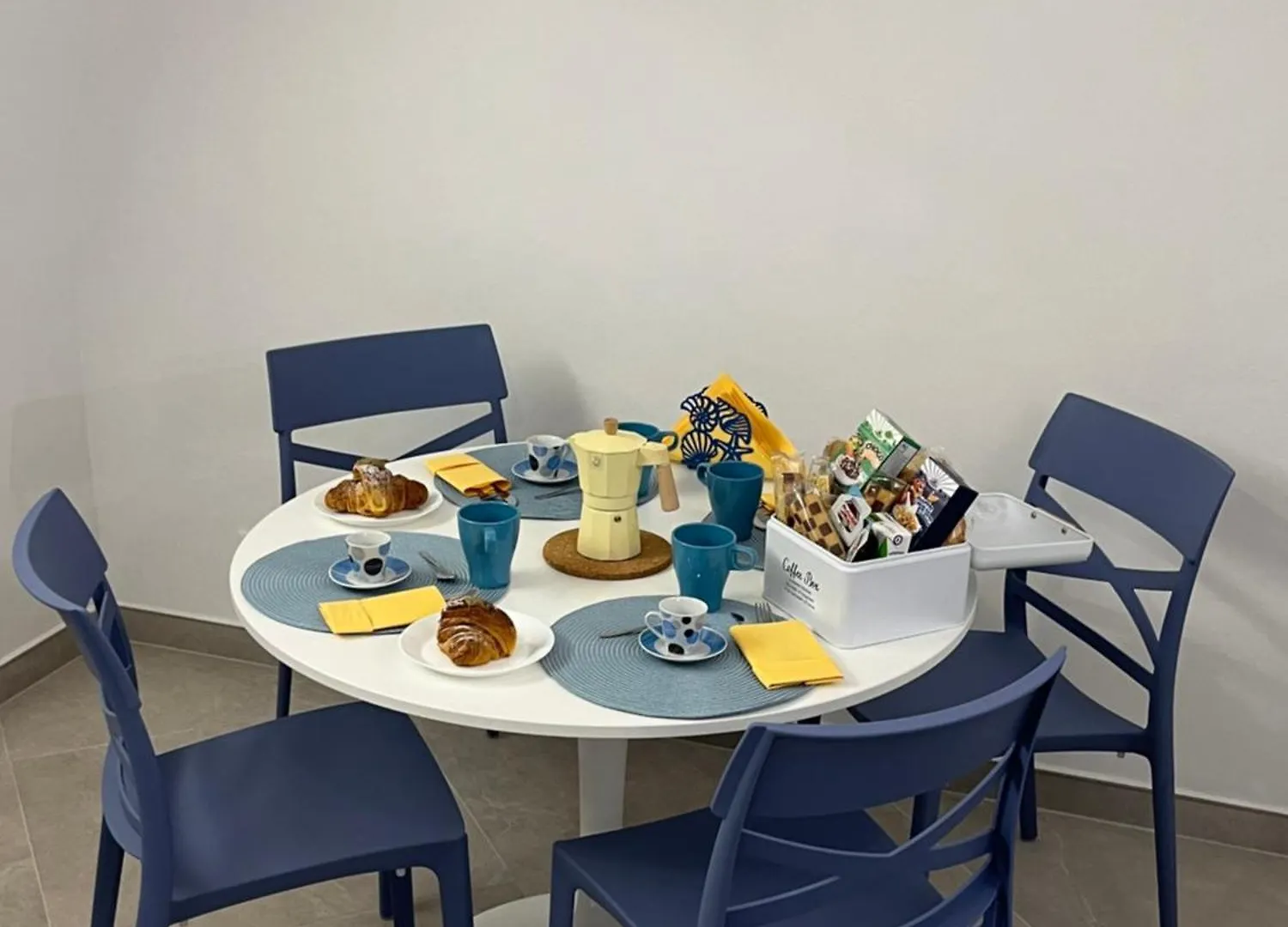 Palazzo Dei Duchi D'Amico - Apartment -