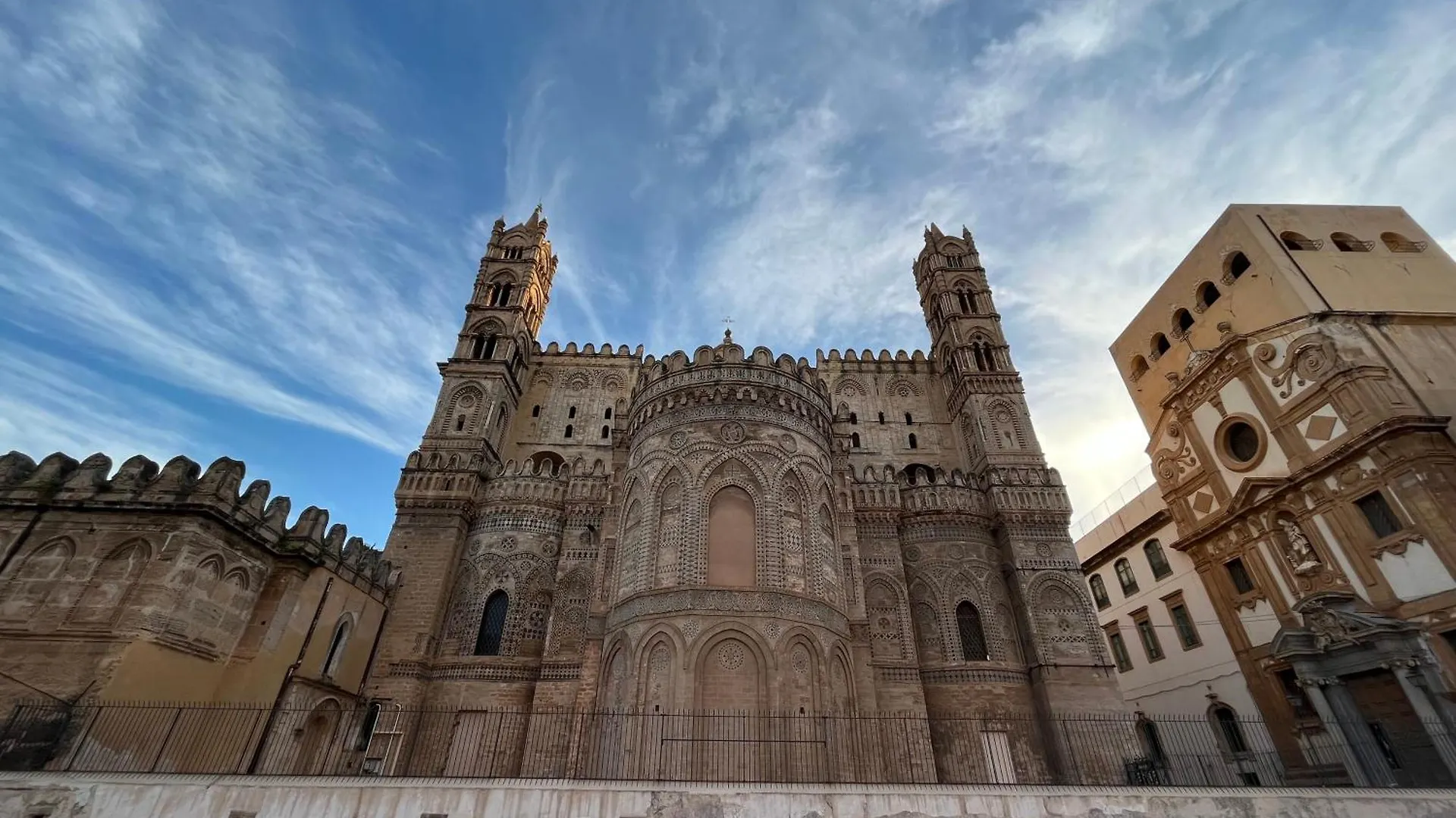 Palazzo Dei Duchi D'Amico - Apartment -